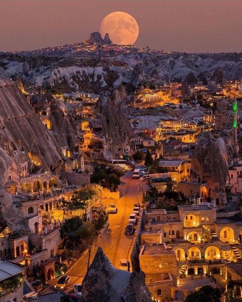 Best Places To Go on Instagram: “Full moon in Cappadocia - Turkey ❤️❤️❤️ . Pic by ✨@sennarelax✨ #bestplacestogo for a feature ❤️” Cappadocia Turkey, Moon, On Instagram, Instagram