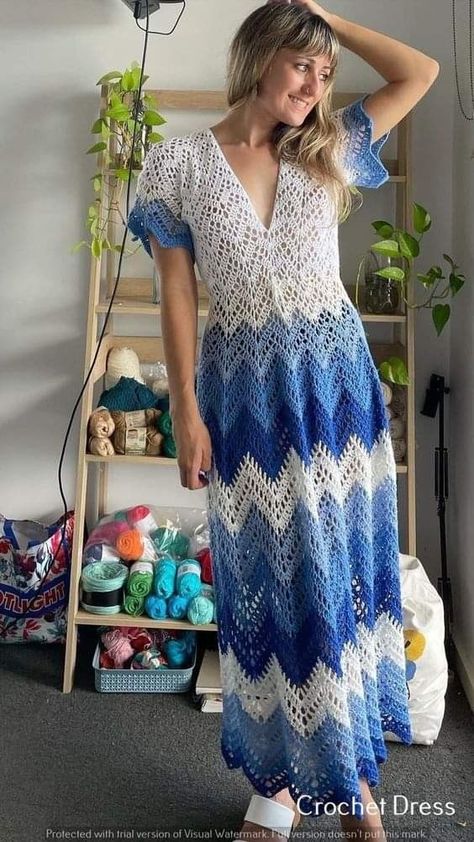 Crochet Long Dresses, Crochet Maxi Dress, Crochet Maxi, Crochet Dress Pattern, Crochet Motifs, Crochet Woman, Handmade Dresses, Summer Crochet, Skirt Design