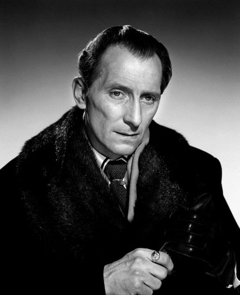 Seeker of Truth: "Peter Cushing: Horror’s Hero" Hammer Horror Films, Peter Cushing, Hammer Films, Horror Pictures, Vincent Price, Famous Monsters, Film Posters Vintage, Helen Keller, The Gentleman