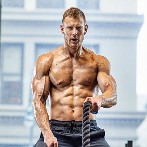 Totally different pic to other pic that looks similar but to the trained Tom Hopper's Arms eye, totally different... #tomhoppersarms… Tom Hopper, Outdoors Indoors, Handsome Guys, Hollywood Actors, Celeb Crushes, Hollywood Actor, Pinterest Board, Devon, Vancouver