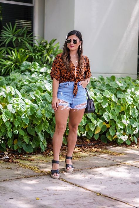 Krista Perez, Espadrilles Outfit, Jean Short Outfits, Cute Summer Outfit, Miami Outfits, Boho Summer Outfits, Simple Summer Outfits, Summer Shorts Outfits, Clothes Casual