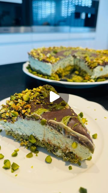 Kadaif Dessert, Kunafa Cheesecake, Dubai Dessert, Cheescake Recipe, Pistachio Cheesecake, Pistachio Dessert, No Bake Cheesecake, Sweet Desserts, Cheesecake Recipes