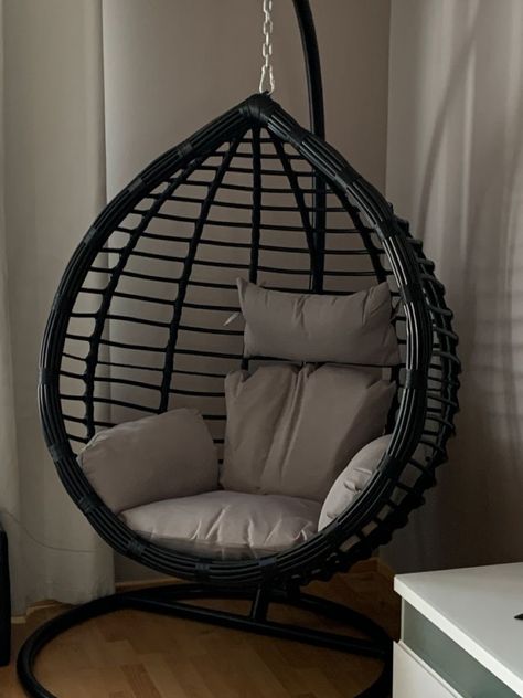 Black Hanging Chair In Bedroom, Ceiling Chair Hanging, Floating Chair Bedroom, Hanging Chair Living Room, Hanging Chair In Bedroom, Comfort Chairs, Modern Hanging Chairs, Swing In Living Room, Kids Hanging Chair