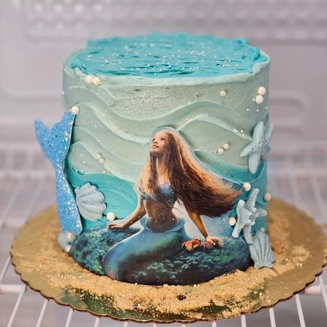 Ariel Bday Cake, Black Little Mermaid Cake, Little Mermaid Birthday Party Cake, Ariel The Little Mermaid Cake, Bolo Ariel, Sirenita Cake, New Ariel, Little Mermaid Birthday Cake, Little Mermaid Cake