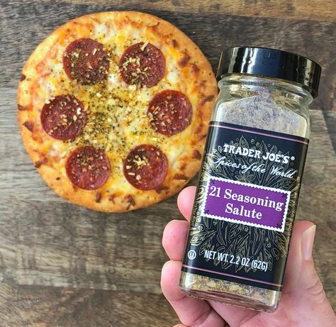 Amazing ways to use Trader Joe's 21 Seasoning Salute... go good as a pizza topper! 21 Seasoning Salute Recipes, 21 Salute Seasoning Recipe, 21 Seasoning Salute, Trader Joes 21 Seasoning Salute Recipe, Viral Trader Joe’s Pizza Recipe, Trader Joe’s Pickle Seasoning, Trader Joe’s Pizza Seasoning, Trader Joe’s Dill Pickle Seasoning, Trader Joe’s Seafood Blend Recipe