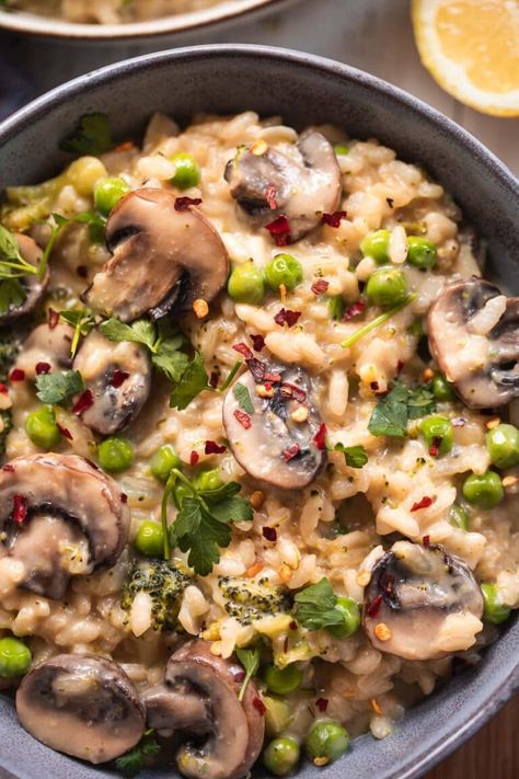 Vegan Mushroom Risotto Broccoli Risotto, Vegan Mushroom Risotto, Mushroom Broccoli, Mushroom Risotto Recipes, Vegan Mushroom, Risotto Recipe, Mushroom Risotto, Vegan Cookbook, Risotto Recipes