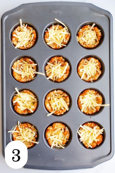 Loaded Tater Tot Appetizer Cups – Salted Plains Tater Tot Cups Muffin Tins, Tater Tot Muffin Tin Recipes, Tater Tot Skewers, Tater Tot Appetizers, Loaded Tater Tot, Appetizer Cups, Loaded Tater Tots, Tater Tot Recipes, Muffin Tins