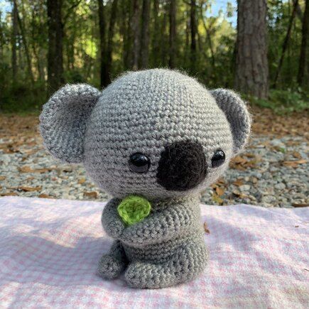 Crochet cute Koala I crocheted Coala Crochet Free Pattern, Crochet Kola, Free Koala Crochet Pattern, Amigurumi Crochet Animals, Koala Amigurumi Free Pattern, Crochet Koala Free Pattern, Koala Crochet Pattern Free, Crochet Elephant Applique, Crochet Koala Pattern