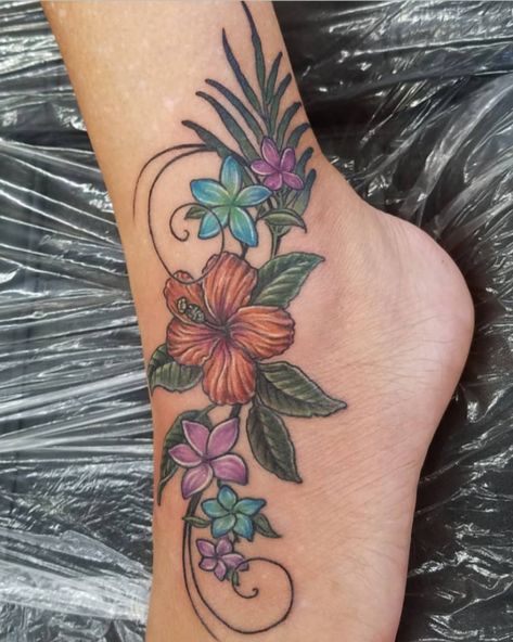 Plumeria And Hibiscus Tattoo, Hibiscus And Plumeria Tattoo, Tropical Tattoos For Women, Tropical Tattoos, Lilly Tattoo, Hawaii Tattoo, Hawaiian Flower Tattoos, Beachy Tattoos, Plumeria Tattoo