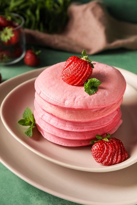 Strawberry Pancakes recipe made of fresh strawberries, flour, milk, eggs, and a hint of vanilla, serves 4, takes about 30 minutes to prepare. These pancakes Summer Strawberry Recipes, Strawberry Pancakes Recipe, Pink Pancakes, Pink Pancake, Raspberry Pancakes, Fruit Pancakes, Strawberry Pancakes, Strawberry Slice, Fruity Desserts