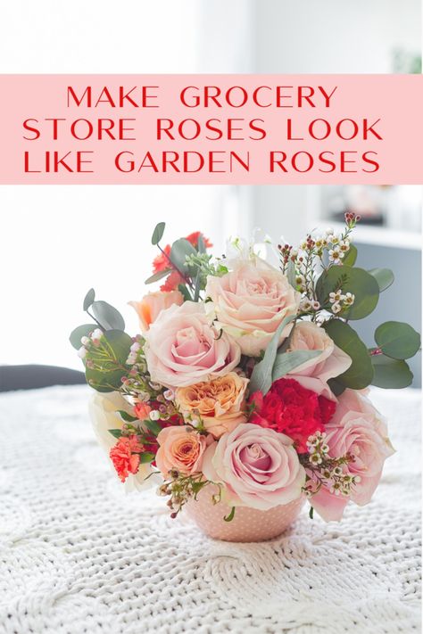 Use these simple tips to make grocery store roses look like garden roses and create a gorgeous arrangement. #flower arrangement #gardenroses How To Make A Short Flower Arrangement, Gorgeous Flower Arrangements, Dinner Party Flower Arrangements Simple, Store Bought Flower Arrangement, Diy Rose Arrangement Fresh Flowers, Unique Rose Arrangements, Rose Bowl Arrangements, Arrange Grocery Store Flowers, Diy Rose Arrangement