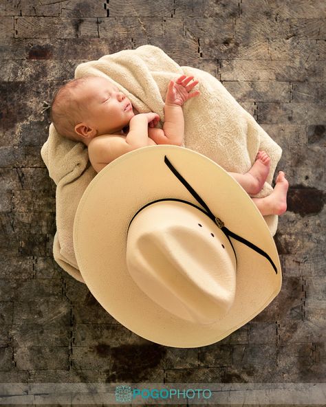 1 Photo Shoot Ideas Country, Baby Boy Photo Shoot Ideas, Newborn Cowboy, Charro Wedding, Baby Boy Newborn Pictures, Future Man, Boy Photo Shoot, Cowboy Pictures, Monthly Pictures