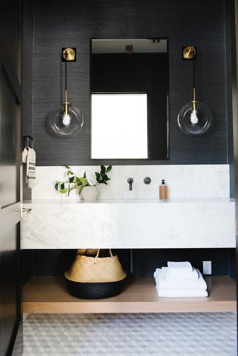 Modern Lake House Photo Tour: The Bedroom Wing - Studio McGee Black Powder Room, Modern Powder Rooms, Modern Lake House, Powder Room Design, Modern Toilet, Bad Inspiration, Marble Sinks, Half Bathroom, Trendy Bathroom