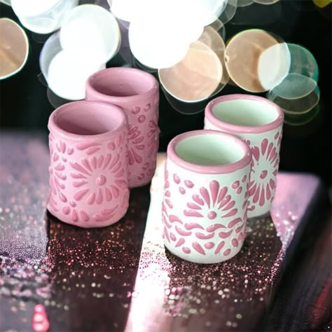 #shotglass #shotglasses #handmade #bachelor #bacheloretteparty #bachelorette #bridalshower #wedding #weddingzin #bridetobe #gettingmarried #hensparty #bridalshoot #bridalshowerdecor #bride #bridesmaids #squadgoals #squad #idocrew #bridetribe #engagedlife #futuremrs #bride2be #modernbride #pottery #pinkpottery #pinkshotglass #dulcenostalgia Shot Glass Pottery Painting Ideas, Mexican Bowls Pottery, Pink Shot Glasses, Diy Mexican Pottery, Pottery Shot Glass, Pink Talavera Party, Pink Mexican Wedding, Pink Talavera, Talavera Shot Glasses