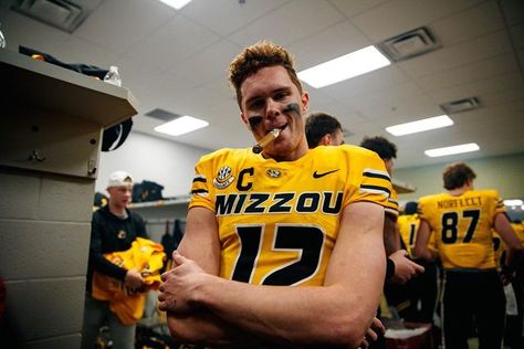 Mizzou Football on Instagram: "Americas team. #MIZ | #STP" Mizzou Aesthetic, Mizzou Football, Florida State Seminoles Football, Seminoles Football, Missouri Tigers, Florida State Seminoles, Florida State, Season 4, College Football