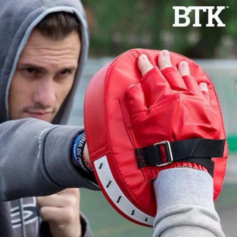 BTK Boxing Mitt-Universal Store London™ Boxing Mitts, Benefits Of Running, Boxing Glove, Boxing Gloves, Sit Up, Golf Tips, Kickboxing, Workout Wear, Sling Backpack