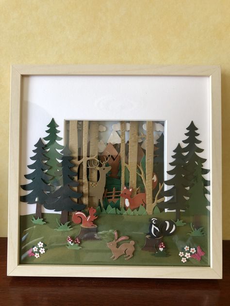 Forest Paper Craft, Construction Paper Art, Pop Up Frame, Paper Cutout Art, Pop Up Art, Paper Pop, Matchbox Art, Cool Paper Crafts, Shadow Box Art