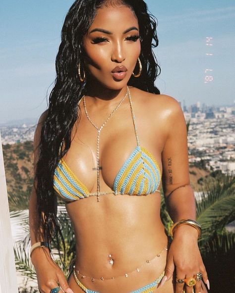 SHENYENG 🐉 (@shenseea) • Instagram photos and videos Jamaican Culture, Ig Models, Trendy Swimsuits, Disco Music, Famous Women, Doja Cat, Jamaica, String Bikinis, Bathing Suits