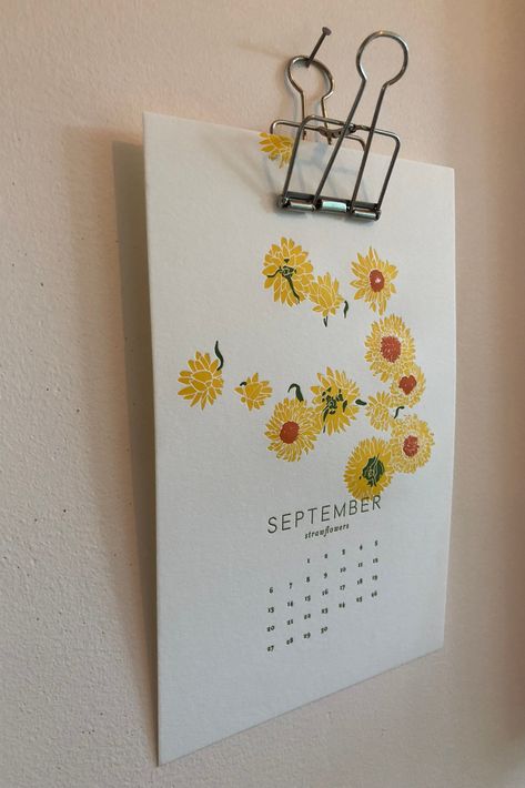 Homemade Calendar Ideas, Calender Design Ideas Creative, Calendar Design Ideas Creative, Diy Wall Calendar, Free Calender, Homemade Calendar, Letterpress Calendar, Calendrier Diy, Wall Calender