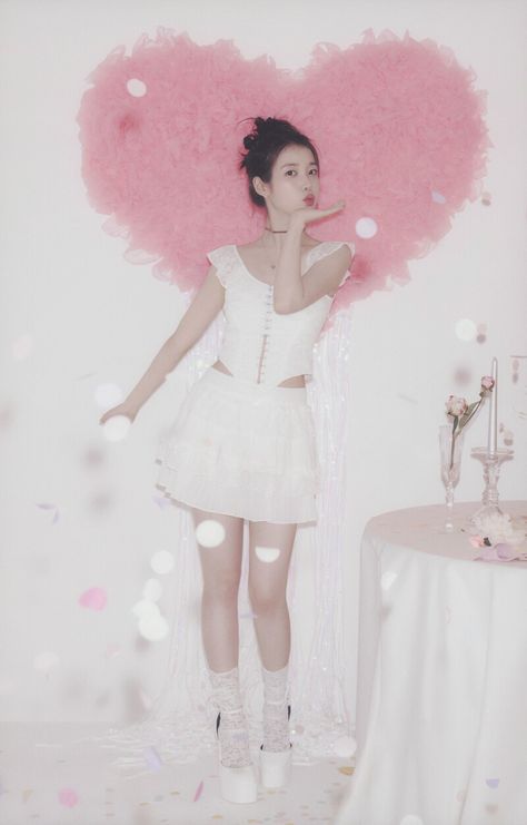 Iu Pink, Iu Hair, Pinturas Disney, Pink, Beauty, Clothes