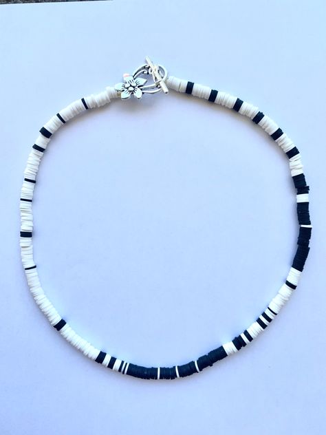 Black And White Clay Bead Necklace, Black And White Clay Bead Bracelet, Black And White Beaded Necklace, Heishi Jewelry, Black And White Necklace, Black And White Necklaces, Clay Bead Necklace, Preppy Jewelry, S Necklace