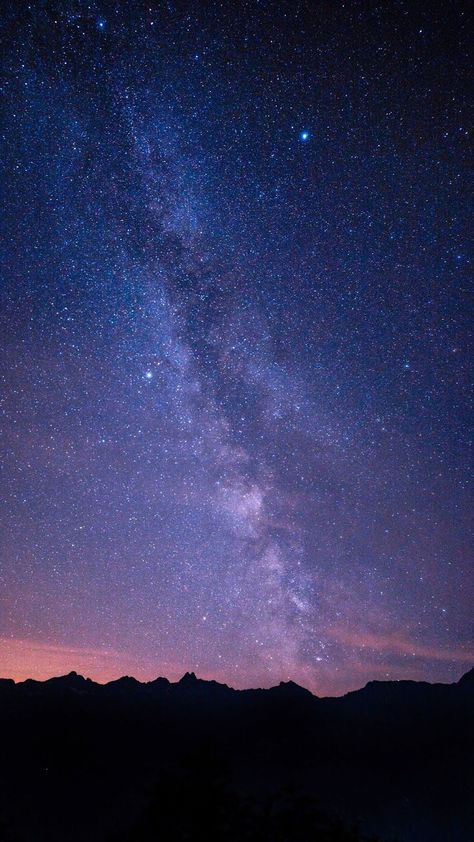 Aesthetic Starry Night, Night Wallpaper Iphone, Hd Sky, Starry Night Wallpaper, Night Wallpaper, Night Sky Wallpaper, Best Iphone Wallpapers, Wallpaper Free Download, Night Aesthetic