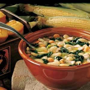 Lima Bean Soup, Spinach Soup Healthy, Lima Bean Recipes, Spinach Soup Recipe, Desayuno Keto, Bean Soup Recipe, Soup Chicken, Lima Bean, Bean Soup Recipes