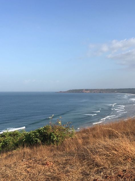 Aare vaare beach, Ganpatipule, Ratnagiri district, Maharashtra, India Ratnagiri Beaches, Kokan Maharashtra Photography, Ganpatipule Beach, Cinema Design, Photo Art Gallery, Travel Tours, Photo Art, Photography Poses, Art Gallery