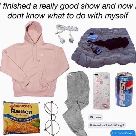 Niche Boards, Niche Aesthetic, Teen Trends, Travel Bag Essentials, Aesthetic Memes, Mood Clothes, Niche Memes, Trendy Girl, Just Girl