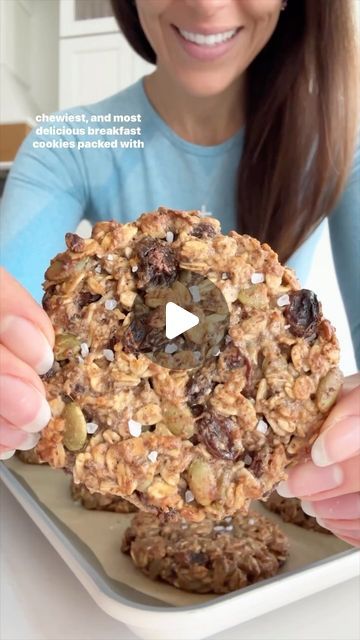 Sprouted Rolled Oats, Lindsay Keosayian, Raw Vegan Breakfast, Raw Almond Butter, Butter Cinnamon, Breakfast Cookies Healthy, Instagram Recipes, Flaky Salt, Banana Nut