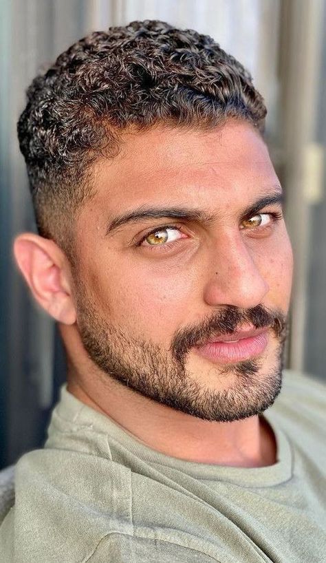 Amber Eyes Color, Mixed Kids Hairstyles, Men Models, Dreamy Eyes, Male Faces, Mens Hairstyles With Beard, Mustache Styles, Men's Facial Hair, Eyebrow Grooming