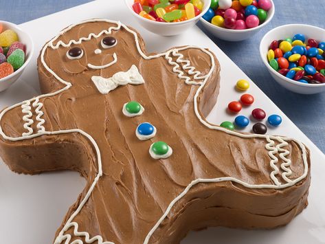 Gingerbread Man Cake Duncan Hines Recipes, Gingerbread Man Cake, Milk Chocolate Frosting, Man Cake, Gingerbread Party, Duncan Hines, Spice Cake Mix, Gingerbread Recipe, Gingerbread Cake