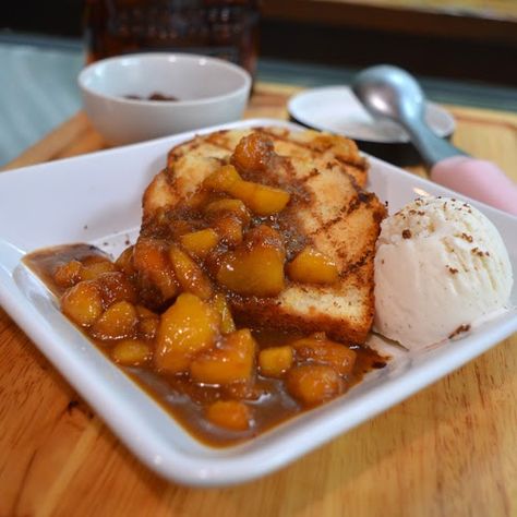 Baked Peaches With Brown Sugar, Bourbon Peach Pie, Bourbon Peaches, Grilled Pound Cake, Grilled Peaches Recipe, Brown Sugar Peaches, Peach Sauce, Peach Pound Cakes, Bourbon Cherries