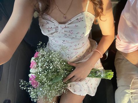 Flower Dress Aesthetic, A Bouquet Of Flowers, Foto Ideas Instagram, Bouquet Of Flowers, Camp Half Blood, Just Girl Things, Girly Girl, Percy Jackson, Pink And White