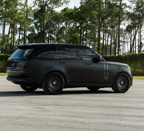 We murdered a 2024 Range Rover recently, all black everything. What do you think? Swipe for more photos. @agwheels AG-L78 in Satin & Gloss Black in 24inches. #agwheels #rangerover #rangeroverworld #rangeroversociety #matteblack #murderedout #wheelsboutique #dishwheels #landroverrangerover looks Range Rover Autobiography Black, 2024 Range Rover, Jeep Trailhawk, Range Rover Autobiography, Burgundy Interior, Range Rover Black, Landrover Range Rover, Murdered Out, Black Everything