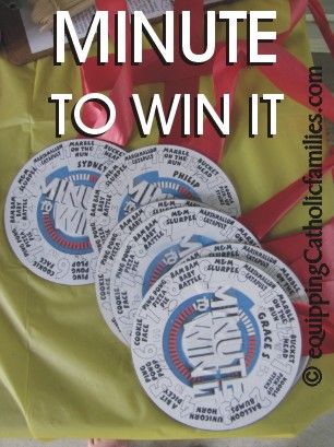 Minute To Win It with FREE Printable Birthdays Gift Ideas, Minute To Win It Party, Ccd Activities, Anniversary Party Games, Word Games For Kids, Preschool Math Games, Group Games For Kids, It Party, Fun Group Games