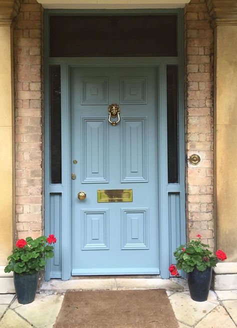 Front Door Farrow And Ball, Exterior Front Door Colors, Country Front Door, Cottage Front Doors, Oval Room Blue, Front Door Styles, Blue Front Door, Front Door Makeover, Black Front Doors