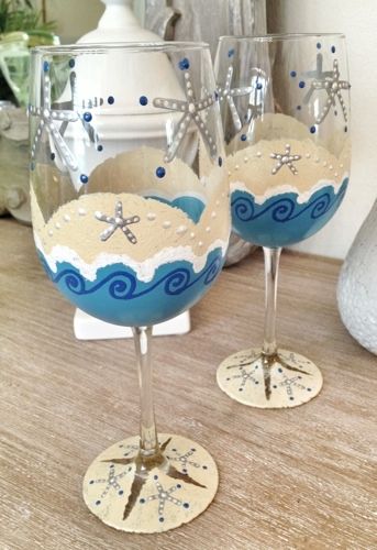 Hand Painted Starfish Wine Glasses. Set of two. Made in the USA. Hand Painted Wine Glasses Diy, Diy Wine Glasses Painted, Wine Glass Designs, Diy Wine Glasses, Decorated Wine Glasses, Hand Painted Glasses, Wine Craft, Wine Glass Crafts, Wine Glass Art