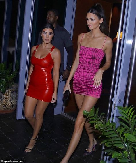 Kourt Kardashian, Kendall And Kourtney, Dani Michelle, Younes Bendjima, Miami Nights, Miami Club, Runway Model, Kendall Style, Jenner Sisters