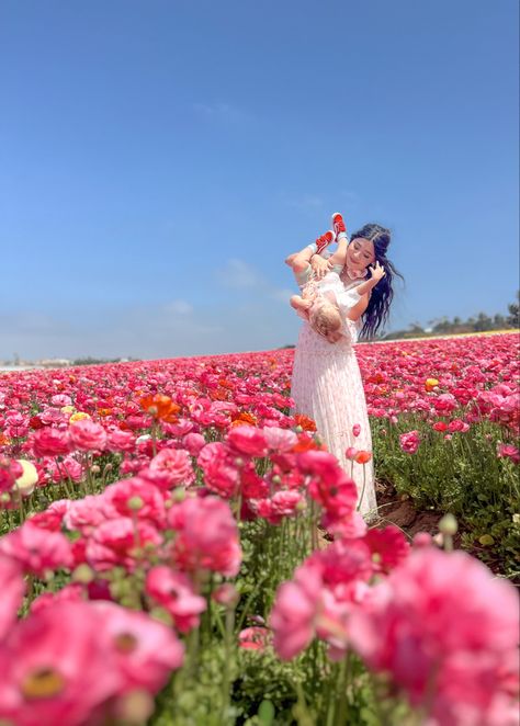 Flower fields, mommy and me, mommy and me photos, photo inspiration, mommy and son photos Fall Photo, Fall Photoshoot, My Boy, Fall Photos, Flower Field, Modest Outfits, Photo Shoot, Flowers