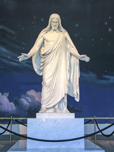 Christus Statue Lds, Saint Wallpaper, Lds Pictures, Jesus Christ Lds, Salt Lake City Temple, Visitors Center, Temple Square, Pictures Of Christ, Lds Art