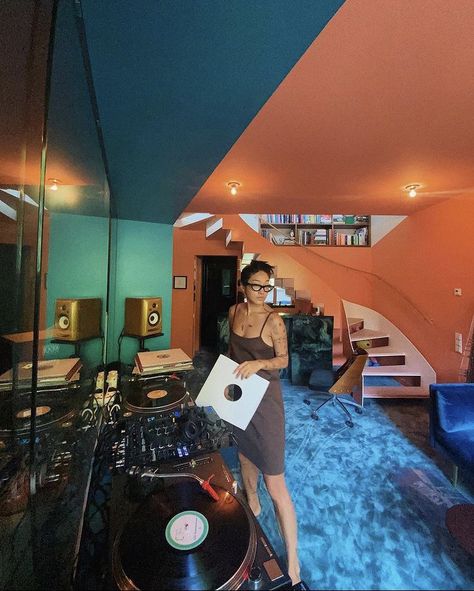 Berlin Home, House Music Dj, Peggy Gou, Sound Room, Home Studio Music, Dream House Interior, Humble Abode, Design Your Home, House Goals