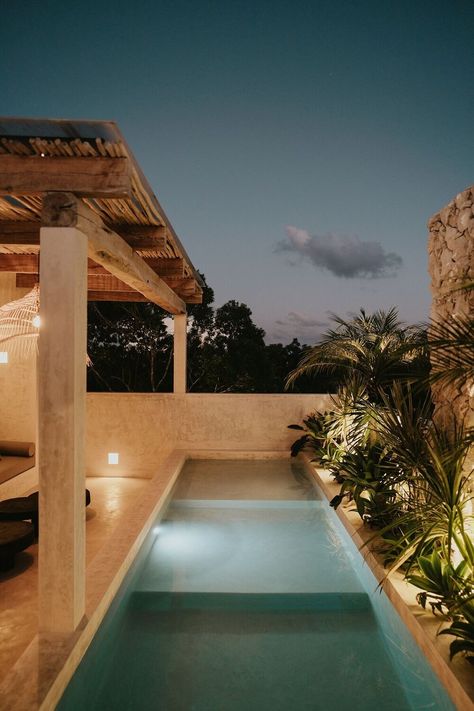 A Serene Apartment in Tulum with High Ceilings and Rooftop Pool 35 Tulum Apartment, Penthouse Apartment Design, Luxury Penthouse Apartment, Loft Floor, Luxury Penthouse, Cozy Lounge, Penthouse Apartment, Big Windows, Outdoor Wedding Decorations