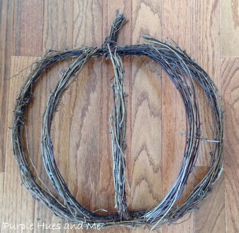 Grapevine Projects, Pumpkin Shaped Wreath, Grapevine Garland, Grapevine Pumpkin, Pumpkin Wreath Diy, Wreath For Fall, Vine Wreath, Grapevine Wreaths, Harvest Thanksgiving