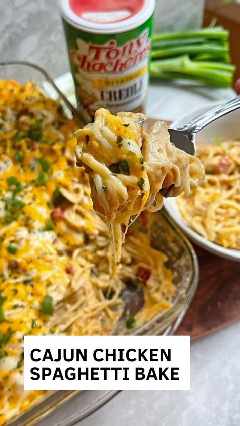 Baked Cajun Spaghetti, Cajun Pasta Casserole, Cajun Chicken Spaghetti Recipe, Cajun Chicken Pasta Casserole, Cajun Chicken Casserole, Cajun Spaghetti Recipes, Cajun Casserole Recipes, Cajun Casserole, Cajun Chicken Spaghetti