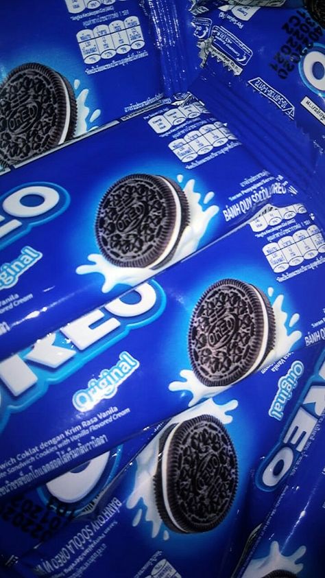 Craig Core, Oreo Supreme, Oreo Cookie Flavors, Snack Organizer, Sweet Foods, Cookie Flavors, Oreo Dessert, Single And Happy, Oreo Cookie