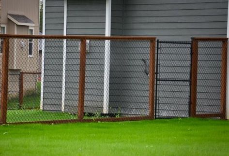 Wood Framed Chain Link Fence, Wood Chain Link Fence, Black Chain Link Fence With Wood, Chain Link With Wood Posts, Chain Link Fence With Wood Posts, Chain Link Fencing, Gabion Fence, Easy Fence, Rustic Fence