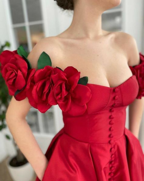 Prom Dresses Off Shoulder, Off The Shoulder Prom Dresses, Dresses Off Shoulder, Cheap Party Dresses, Satin Evening Dresses, Red Evening Dress, Formal Party Dress, Satin Prom Dress, Classic Dress