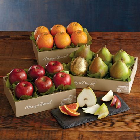 14 of the best subscription boxes Fruit Display Wedding, Marzipan Fruit, Fruit Hampers, Fruit Basket Gift, Fruit Packaging, Fruit Displays, Organic Snacks, Best Subscription Boxes, Baby Finger Foods