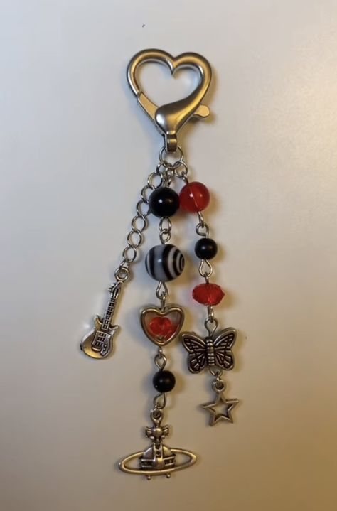 Red Keychain Aesthetic, Red Keychain, Black Keychain, Scene Fashion, Jewelry Accessories Ideas, Bag Charms, Bracelet Crafts, Jewelry Inspo, Jewelry Business